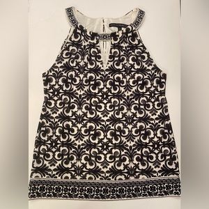 White House Black Market Tile-Print knit Halter tank XS lined Black & white. EUC